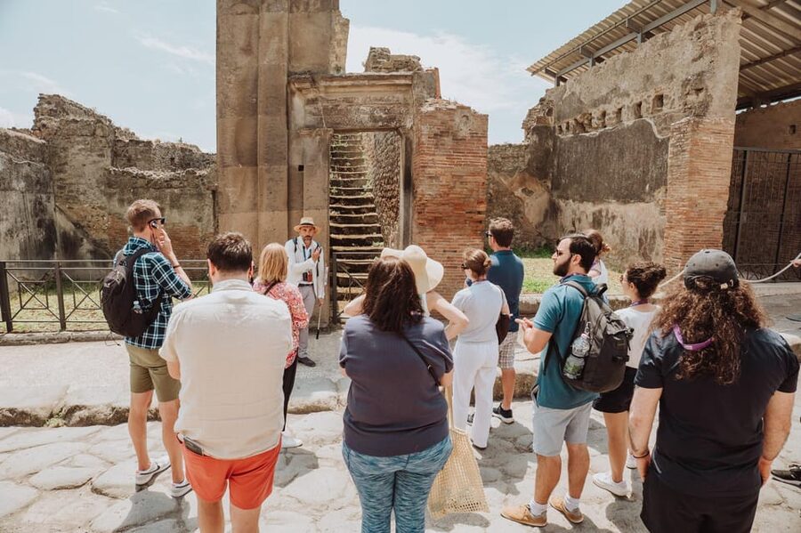 Pompeii and Herculaneum small group excursion from Sorrento - Pompeii and Herculaneum from Sorrento, the comfortable way