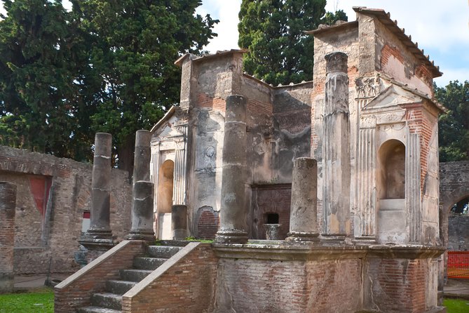 Pompeii Guided Walking Tour with Ticket - Pompeii on Foot, With a Route That Makes Sense