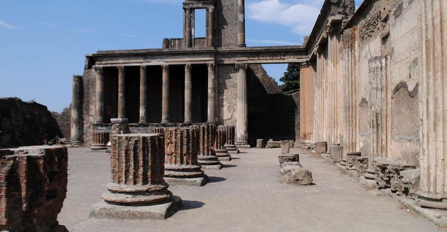 Pompeii Half-Day Coach Tour from Sorrento - Getting Into Pompeii Faster with a Local Guide
