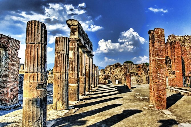 Pompeii & Herculaneum - Skip the line from Sorrento - Pompeii vs. Herculaneum: two ruins, one clear lesson