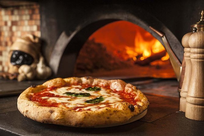 Pompeii & Pizza, tour with private guide in Ancient Pompeii and Neapolitan Pizza .... - Door-to-door MiniVan pickup from Sorrento keeps the day simple