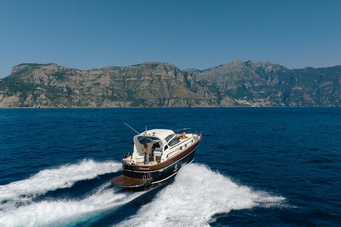 Private Amalfi Coast Tour in a Apreamare 38ft DIAMOND Boat - Nerano: a fishermen village stop for swimming and a lunch pause