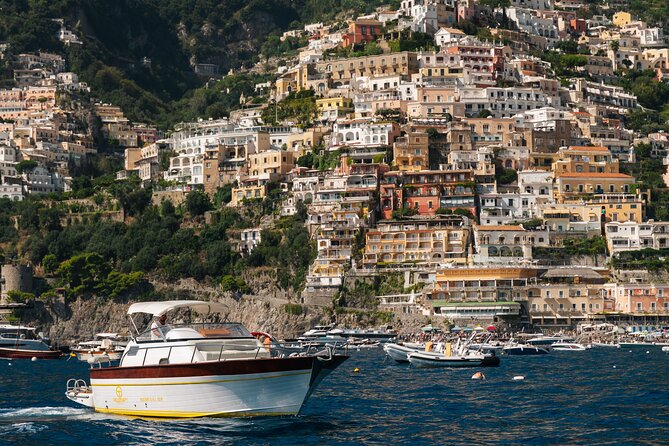 Private Amalfi Coast Tour with a 28ft Boat - Why a private 28ft boat makes the Amalfi Coast feel less chaotic
