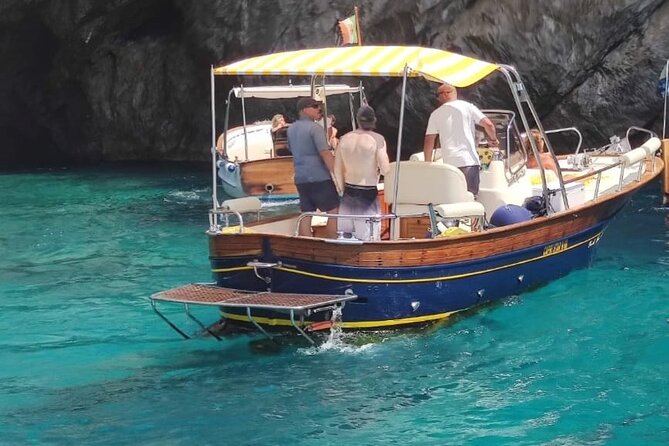 Private boat tour Capri Full day - Lunch on the water: where it fits and how to plan it
