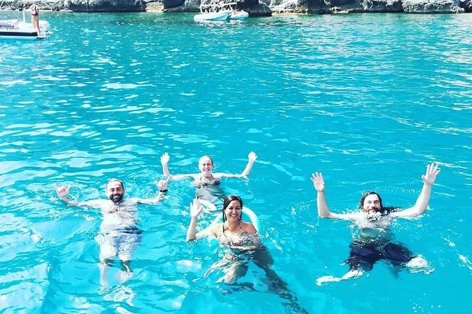 Private Boat Tour to Capri from Sorrento – Exclusive Experience - On-board comfort: snacks, drinks, and the vibe at sea