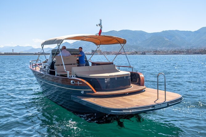 Private Capri Boat Tour Experience - Capri time on the water: 4 hours built for relaxing and cooling off