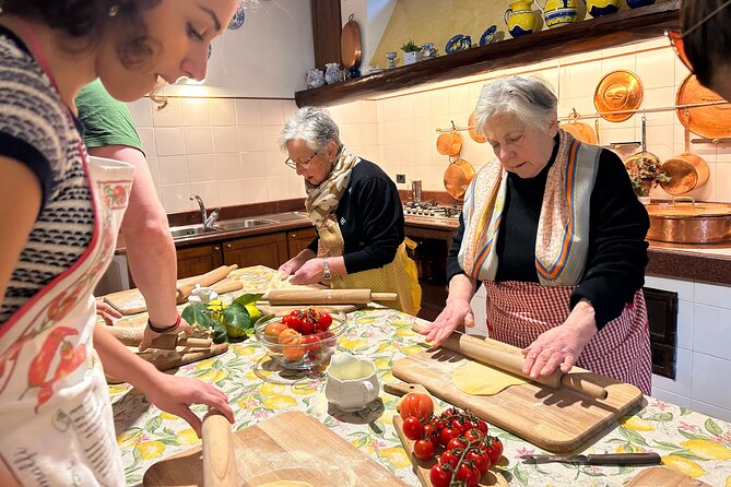 Private cooking class with a view of Sorrento - The Cooking Class: Appetizer, Fresh Pasta, and Tiramisu