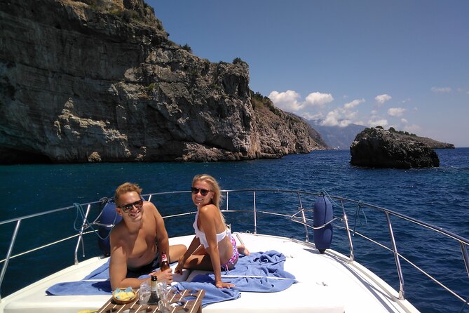 Private Cruise to Capri and Amalfi coast from Sorrento or Capri - yacht 40' - Meeting at Sorrento or Capri, Then Letting the Day Breathe
