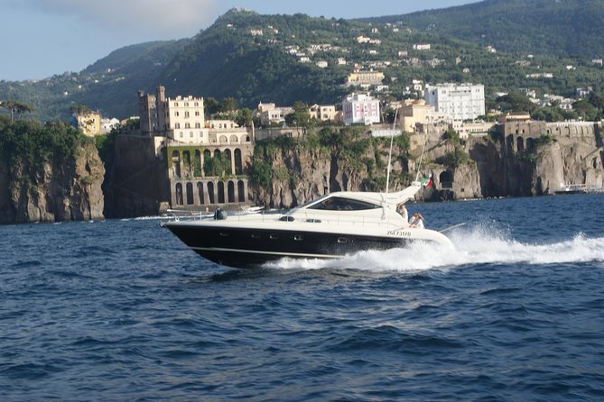 Private Cruise to Capri from Sorrento - yacht 50' - Quick takeaways