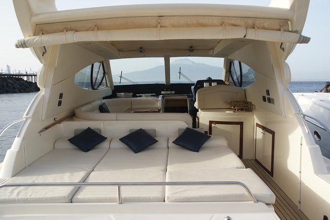 Private Cruise to Capri from Sorrento - yacht 50' - Dock on Capri or stay onboard: how to choose your own version of the day