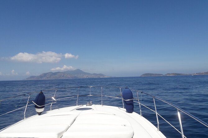 Private Cruise to Ischia and Procida - Yacht 40' - Back in the water with snorkel gear and included onboard comforts