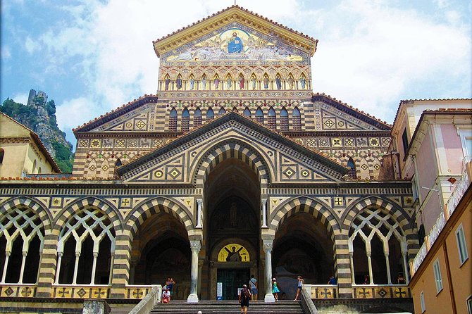 Private Guided Day Trip to the Amalfi Coast from Sorrento - Ravello gardens and sea views: Villa Rufolo and Villa Cimbrone