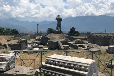 Private Pompeii and Herculaneum Day Tour with Pick Up