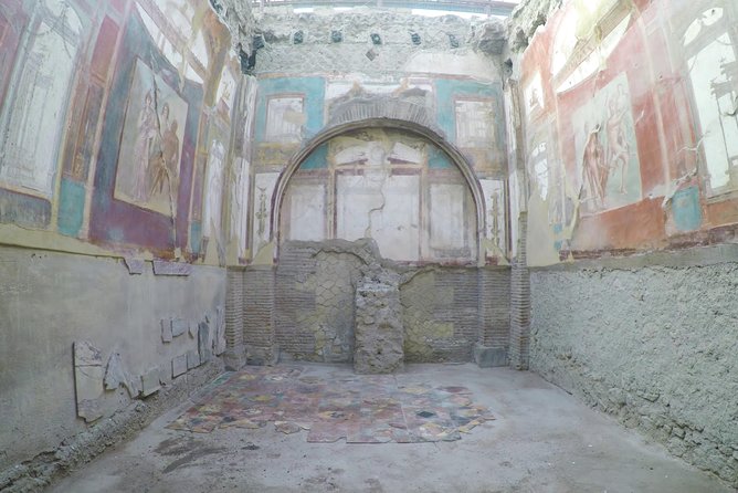 Private Pompeii and Herculaneum from SORRENTO - Who should book this Pompeii and Herculaneum day trip?