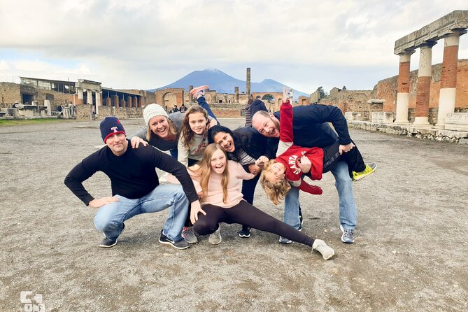 Private Pompeii Tour with Archaeologist & Winery on Mt Vesuvius - Seeing Pompeii from different angles: Insula dei Casti Amanti and Teatro Grande