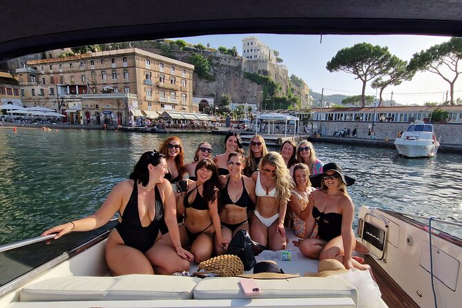 Private Sorrento Sunset Cruise with Prosecco, Spritz & Limoncello - Marina della Lobra and Marina di Puolo: Roman-Era Meaning and Gulf Views