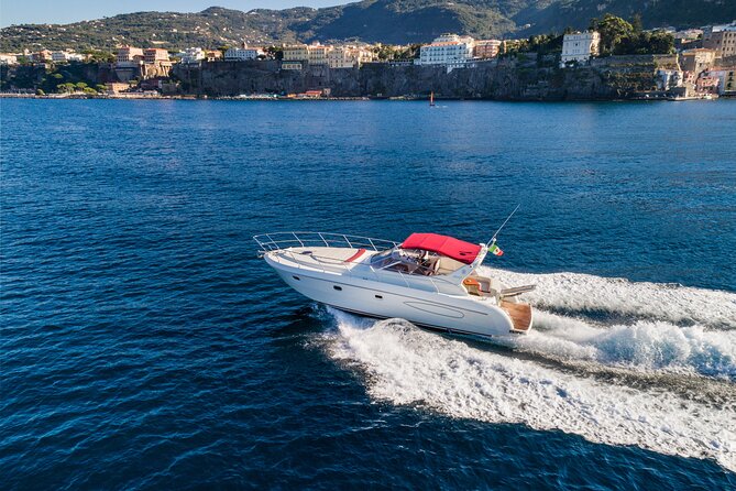 Private Tour from Sorrento to Capri - Raffaelli Shamal 40 - Docking, mooring, and landing fees, the small print that affects your total