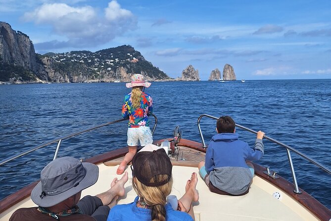 Private tour of Capri - Stop 3, Blue Grotto: the wait decision and what it means for your schedule