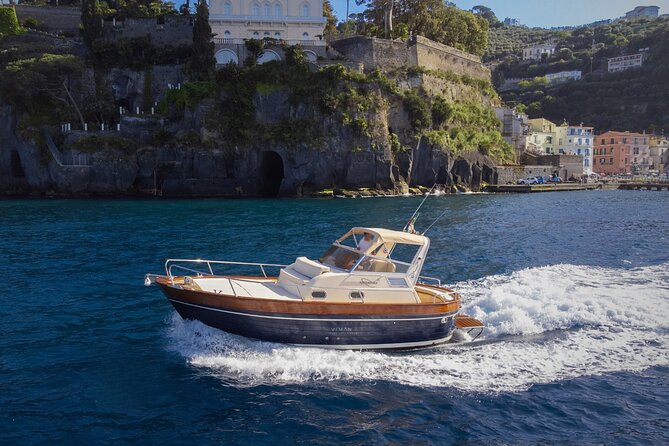 Private tour of Capri - Stop 5, I Faraglioni: sea stacks plus quick photo time