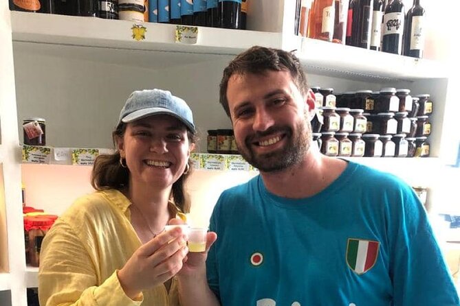Private tour of limoncello igp with tasting by the sea - By-the-Sea Limoncello IGP in Piano di Sorrento