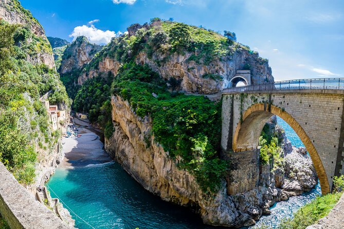 Private Tour of the Amalfi Coast from Sorrento with Driver - Ravello for views and gardens, plus where lunch fits best