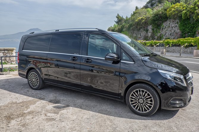 Private transfer from Naples to the Amalfi Coast, or vice versa - The optional Pompeii, Herculaneum, or Vesuvius stop