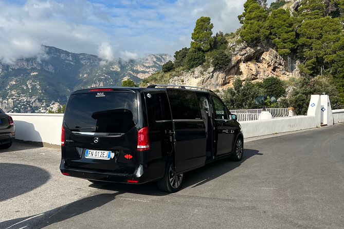 Private transfer from Sorrento to Rome - Door-to-door pickup in Sorrento, and drop-off where you actually stay