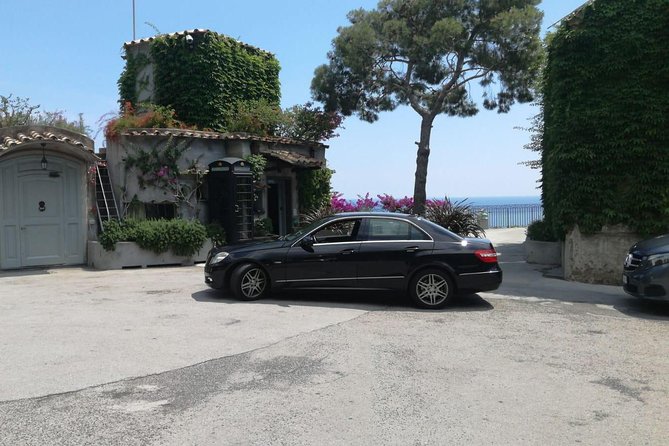 Private Transfer: Sorrento to Naples Hotel, Airport,Train Station - Pickup in Sorrento: Meet the Driver, Load Up, and Go