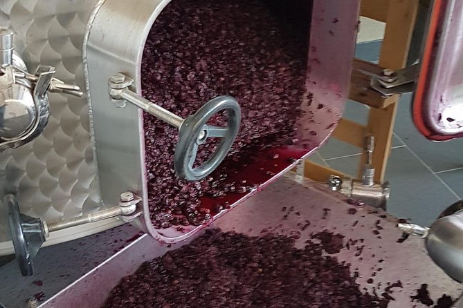 Private Vineyard Visit: Wine Tasting, Local Delicacies & Ceramics - How This Private Amalfi Coast Day Stays Easy