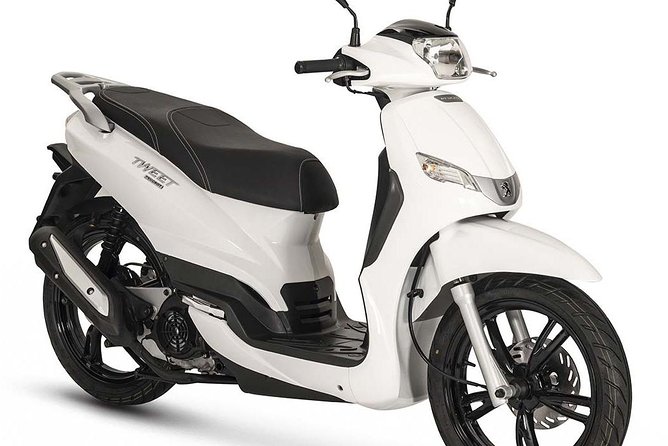 Scooter Rental 125cc - What You Actually Get: Unlimited Kilometers, Helmets, and RCA Insurance