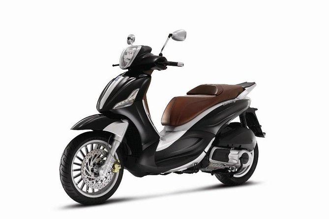 Scooter Rental 300cc - Key Points That Matter Before You Ride