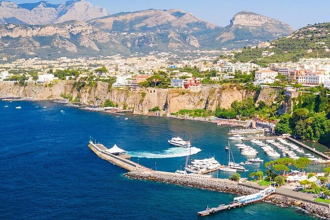 Shuttle service from Sorrento to Napoli Airport/Train Station - Key highlights to know before you go