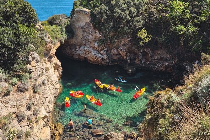 Small groups Kayak tour from Sorrento to Bagni Regina Giovanna - The Paddle Out: Calm Waters, Clear Instructions, Photo Stops