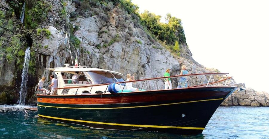 Sorrento and Amalfi Coast Small Group Tour by Boat - Sorrento to Marina Grande: the coast starts unfolding right away