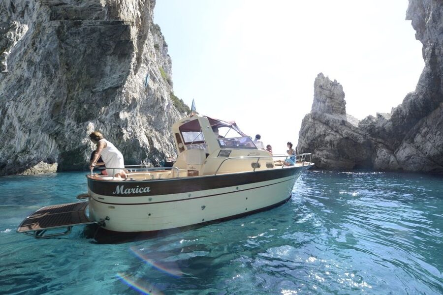 Sorrento: Capri and Blue Grotto Boat Cruise with Drinks - Drinks, Snacks, and the Limoncello Moment