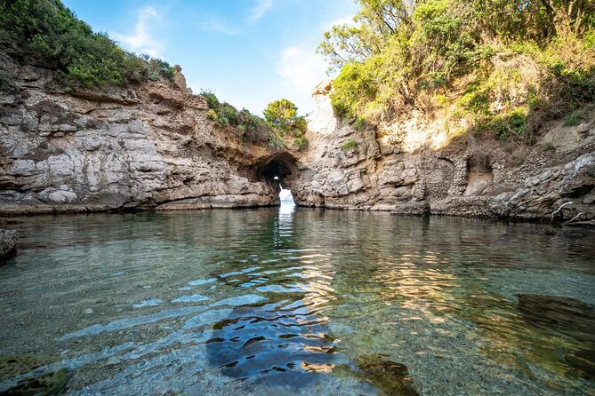 Sorrento Coast Cruise with Limoncello Tasting - Boat Comfort, Shade, and What the Ride Feels Like