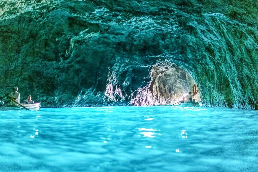 Sorrento: Exclusive Capri Boat Tour and Optional Blue Grotto - Return to Sorrento with limoncello tasting