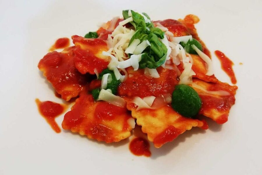 Sorrento: Family Farm Experience with Lunch - Traditional farm lunch with drinks: what to expect