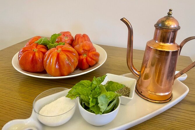 Sorrento: Hands-On Pasta, Tiramisu & Limoncello Fun Class - Ravioli alla caprese and caprese salad, the skills you’ll actually use again