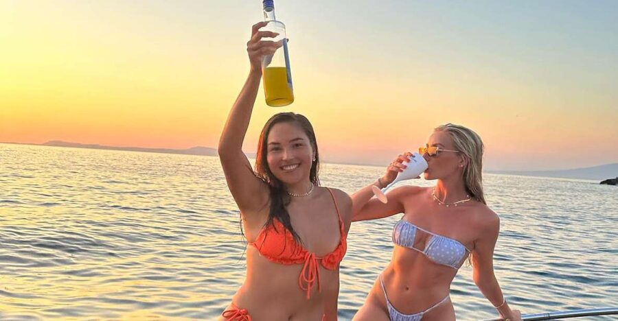 Sorrento: Luxury Private boat drinking & watching the sunset - Key highlights to look for