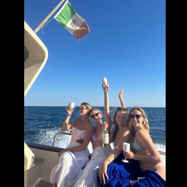 Sorrento: Luxury Private boat drinking & watching the sunset - A Private Sorrento Sunset Cruise That Feels Like Your Own Boat Day