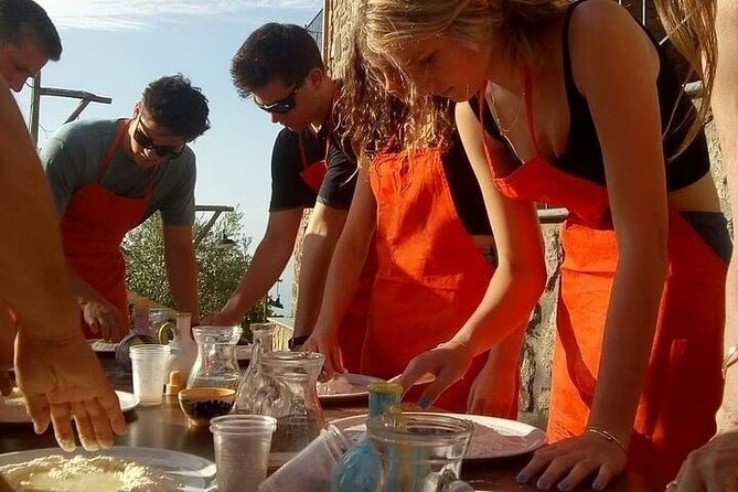 Sorrento Pizza Class with Wine, Limoncello and Transfer Included - Price and Value: Why This Costs What It Costs