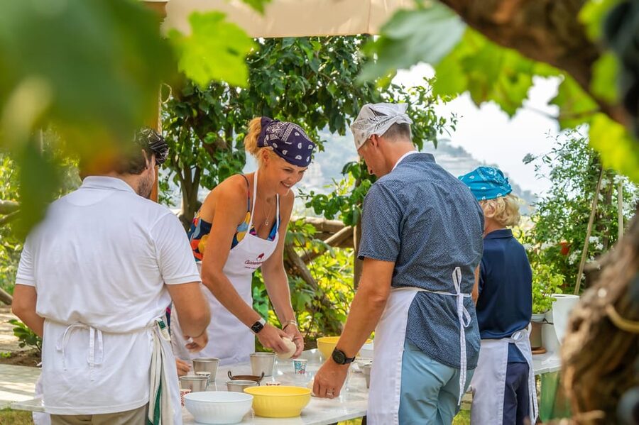 SORRENTO: Pizza School Mastering Neapolitan Delights - Neapolitan pizza lessons in a lemon and olive garden above Sorrento
