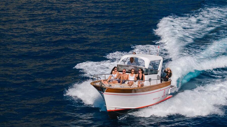Sorrento: Private Amalfi Coast Boating Tour - Li Galli snorkeling near the cliffs: the final wow