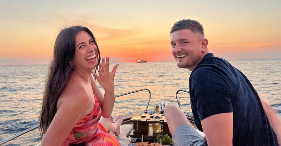 Sorrento: Private Sunset Boat Tour with Music and Aperitif - Key things to know before you go