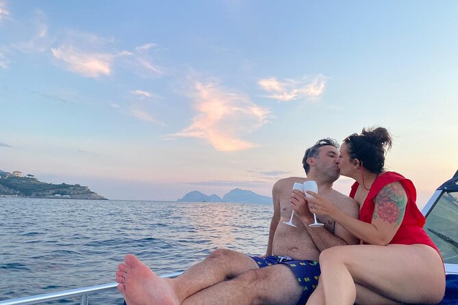 Sorrento Small Group Sunset Boat Experience - Marina di Puolo (40 minutes): swim and unwind time