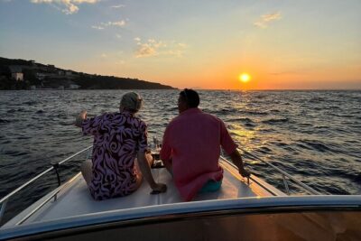 Sorrento Sunset Aperitif Cruise: Sip, Sail & Soak in the Views