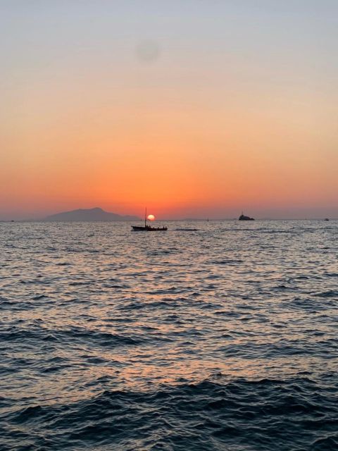 Sorrento: Sunset Coastal Boat Tour with Aperitif - Marina Grande and Puolo Beach, short stops with big photo payoff