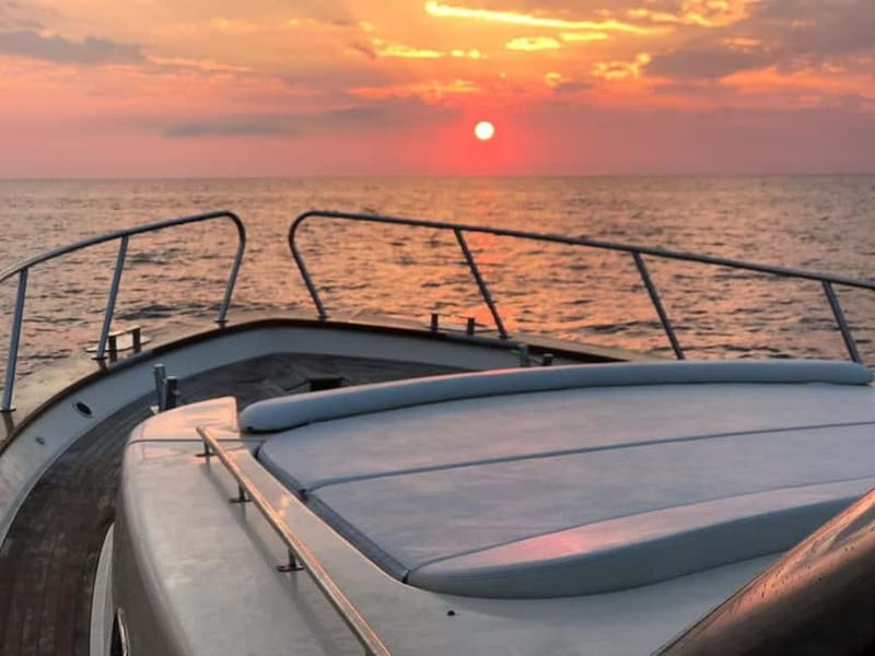 Sorrento: Sunset Coastal Boat Tour with Aperitif - Massa Lubrense break and sunset timing