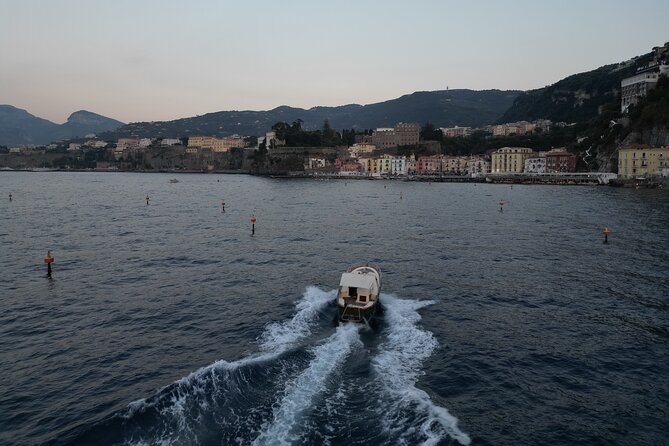 Sorrento Sunset Experience With Prosecco, Limoncello and Snacks - Stop 2, Bagni Regina Giovanna: A Sunset Photo With a Real Backstory